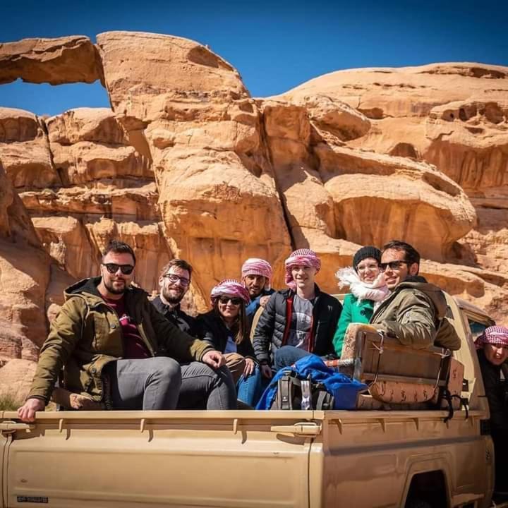 Wadi Rum Bubble Tent & Bedouin Style Ngoại thất bức ảnh