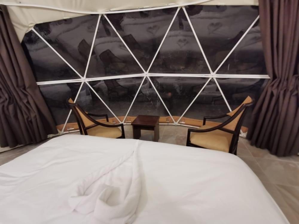 Wadi Rum Bubble Tent & Bedouin Style Ngoại thất bức ảnh